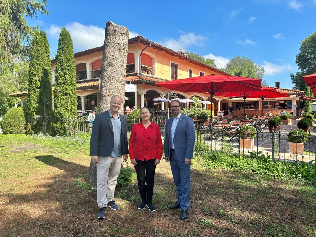 Spendenübergabe Casa Villa Romantica Seebäume