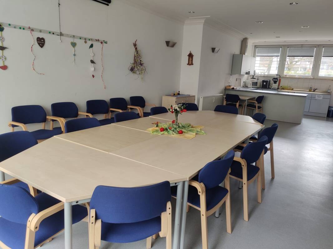 Familienstützpunkt Tisch